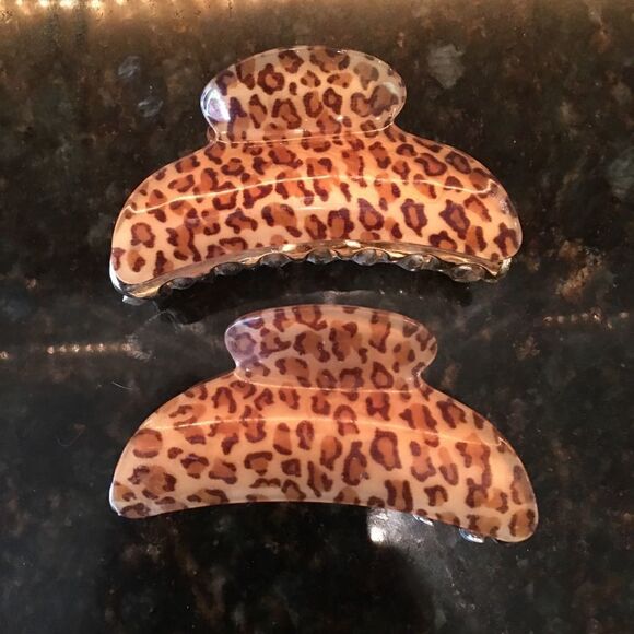 2 CHEETAH Hair Clips! Go Wild! - Picture 4 of 4